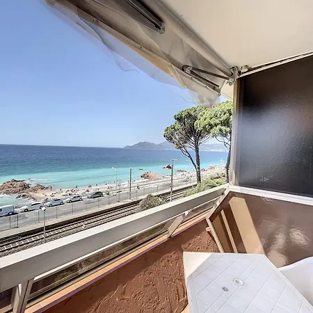 Studio Beautiful Sea View Direct Beach Access Parking Ac Apartment